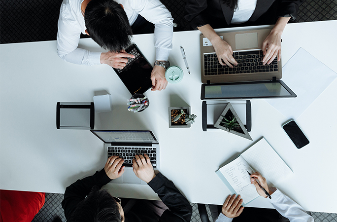 7 Factors to Consider When Outsourcing